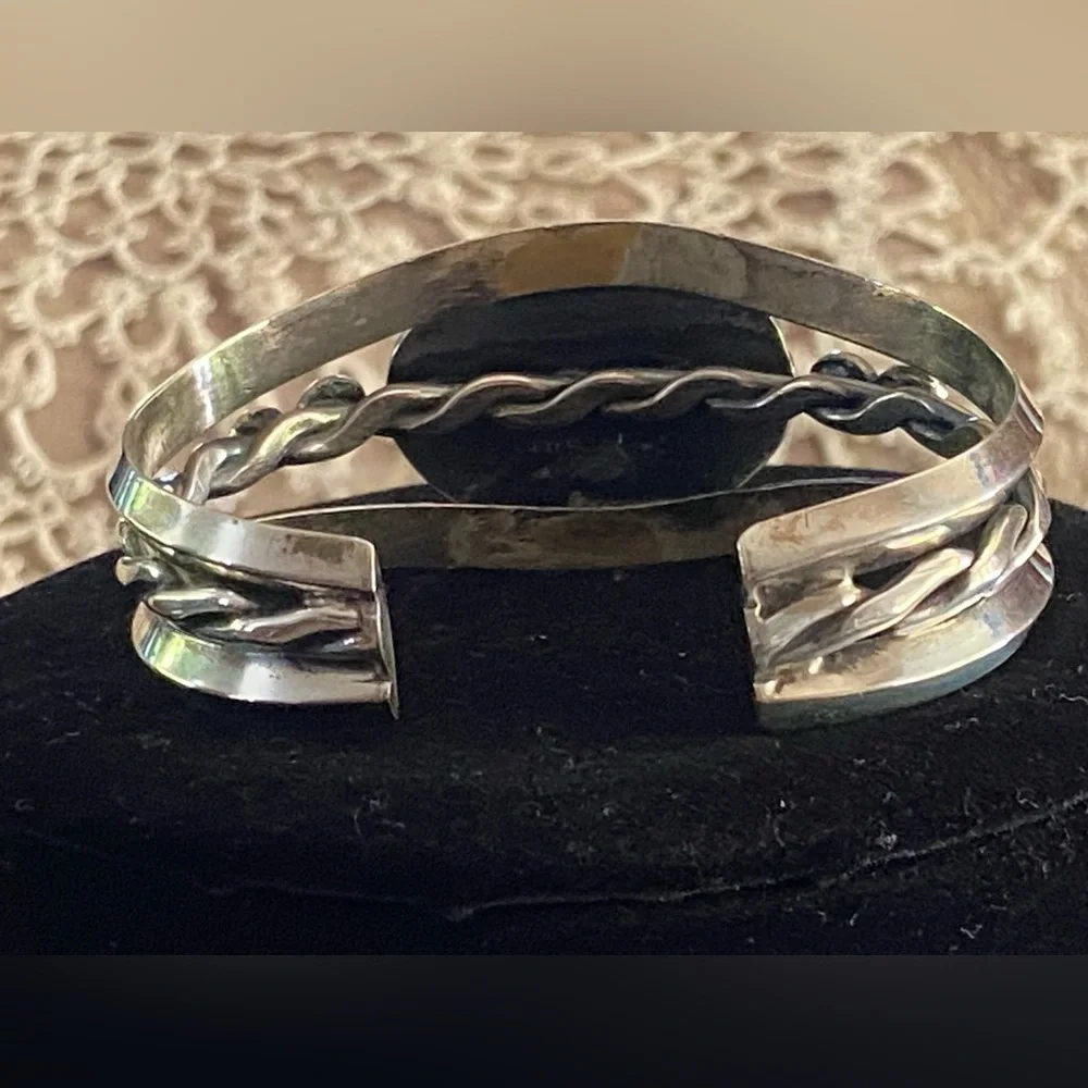 Native Am Navajo Silver & Turquoise Bracelet Beautiful Vintage Cond 6-7” wrist - Picture 4 of 12